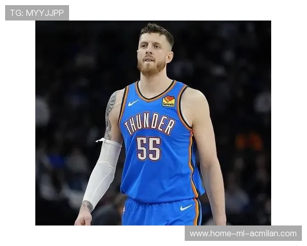 哈滕两罚不中补篮进!小细节映射雷霆板凳含金量 哈滕两罚不中补篮进!小细节映射雷霆板凳含金量