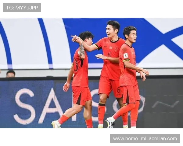 中场对抗或将决定比赛走向:战术的核心,胜负的关键