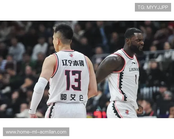 CBA深圳连续防守后场快攻转换为比分 CBA深圳连续防守后场快攻转换为比分