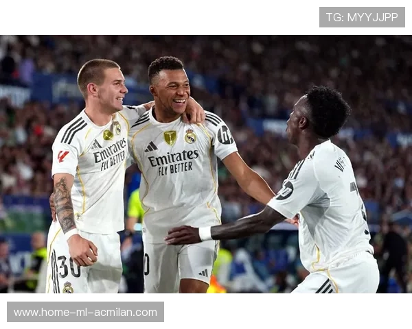 西甲皇马中路反复渗透,最终形成致命一击