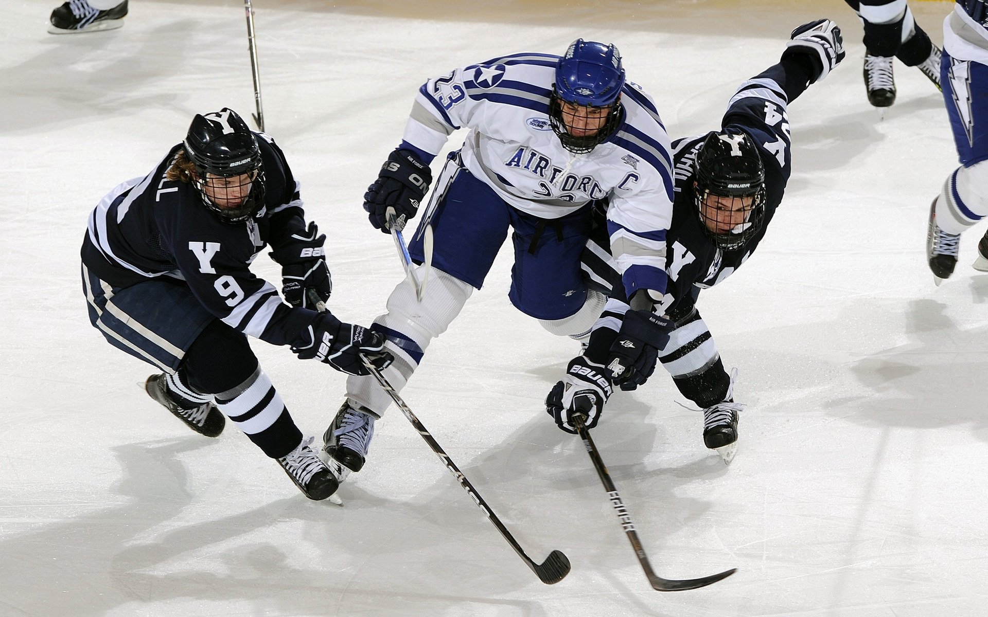 法甲攻防转换:精彩瞬间轮番上演!,法甲动作大